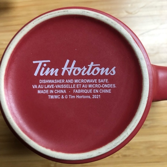 Tim Horton’s 2021 and 2022 Limited Edition Christmas Holiday Mugs - Picture 11 of 11
